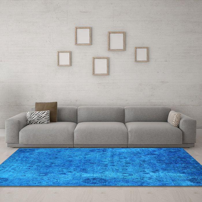 Machine Washable Oriental Light Blue Industrial Rug in a Living Room, wshurb2640lblu