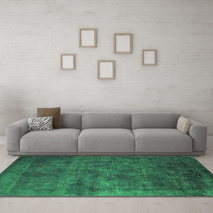 Machine Washable Oriental Green Industrial Area Rugs in a Living Room,, wshurb2641grn