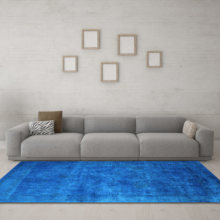 Machine Washable Oriental Light Blue Industrial Rug in a Living Room, wshurb2641lblu