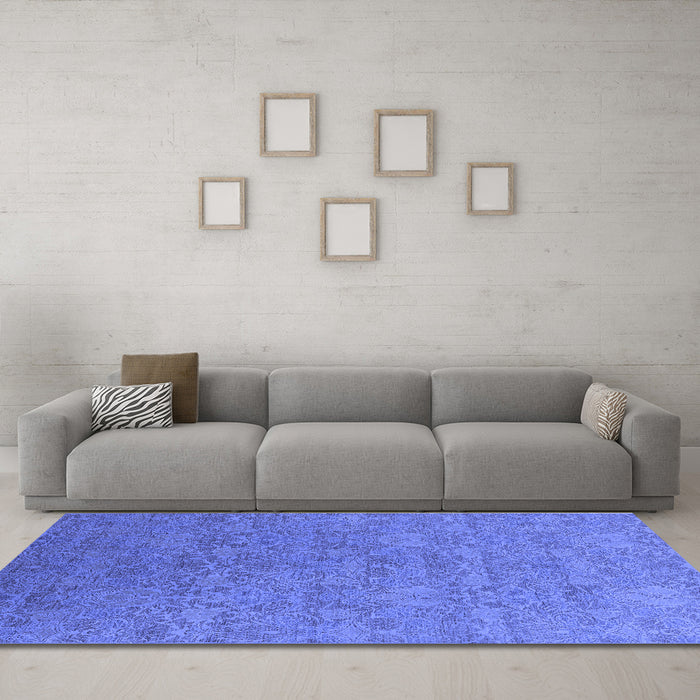 Machine Washable Oriental Blue Industrial Rug in a Living Room, wshurb2643blu