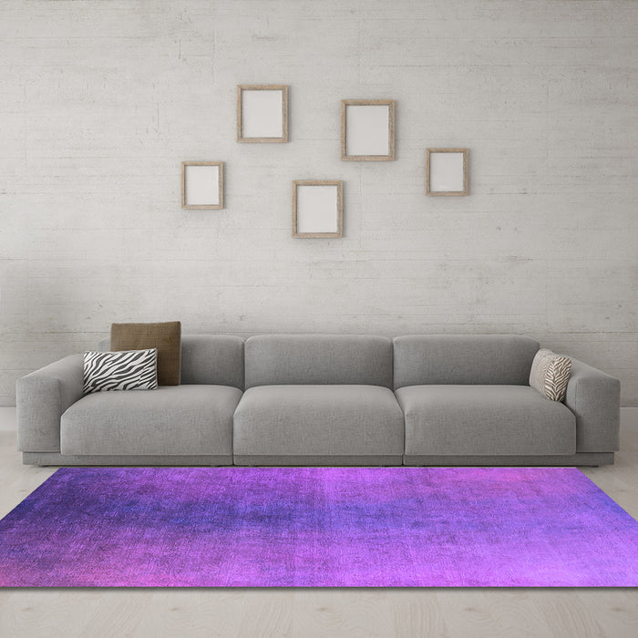 Machine Washable Oriental Purple Industrial Area Rugs in a Living Room, wshurb2644pur