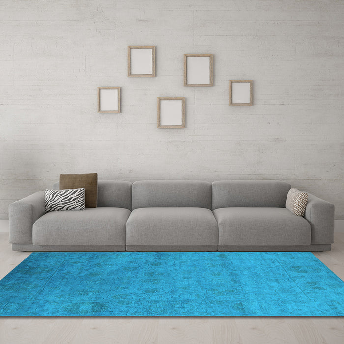 Machine Washable Oriental Light Blue Industrial Rug in a Living Room, wshurb2649lblu