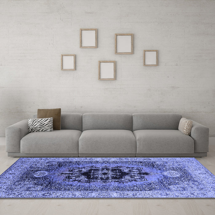 Machine Washable Oriental Blue Industrial Rug in a Living Room, wshurb2650blu