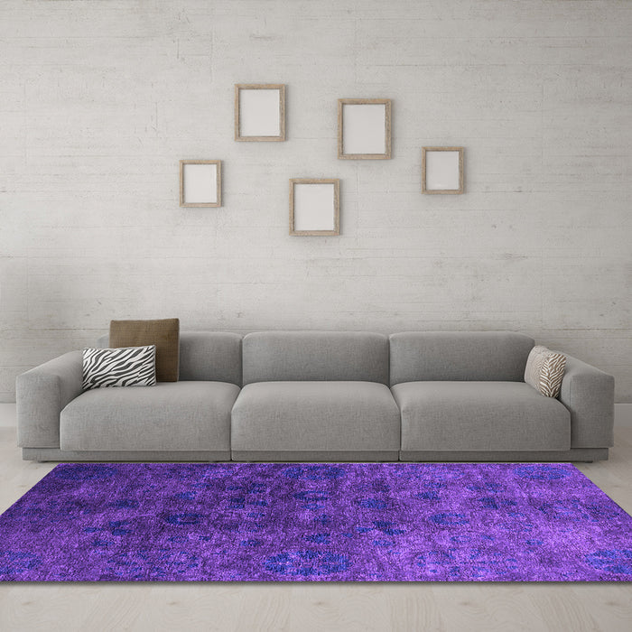 Machine Washable Oriental Purple Industrial Area Rugs in a Living Room, wshurb2653pur