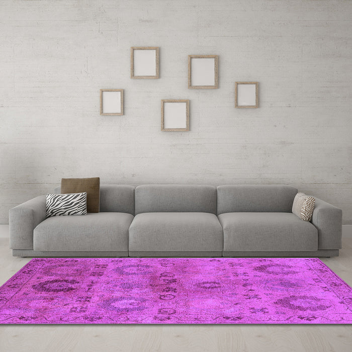 Machine Washable Oriental Purple Industrial Area Rugs in a Living Room, wshurb2654pur