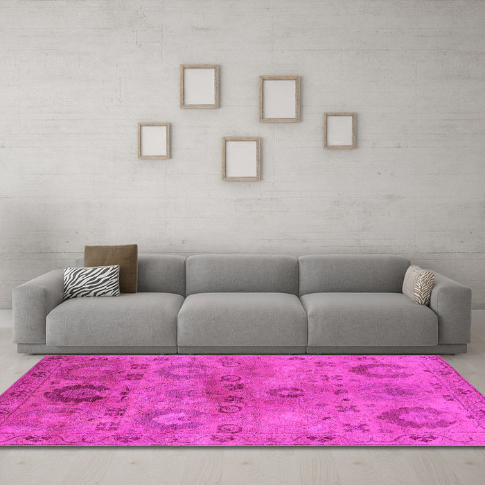 Machine Washable Oriental Pink Industrial Rug in a Living Room, wshurb2654pnk