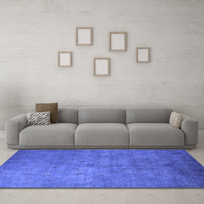 Machine Washable Oriental Blue Industrial Rug in a Living Room, wshurb2655blu
