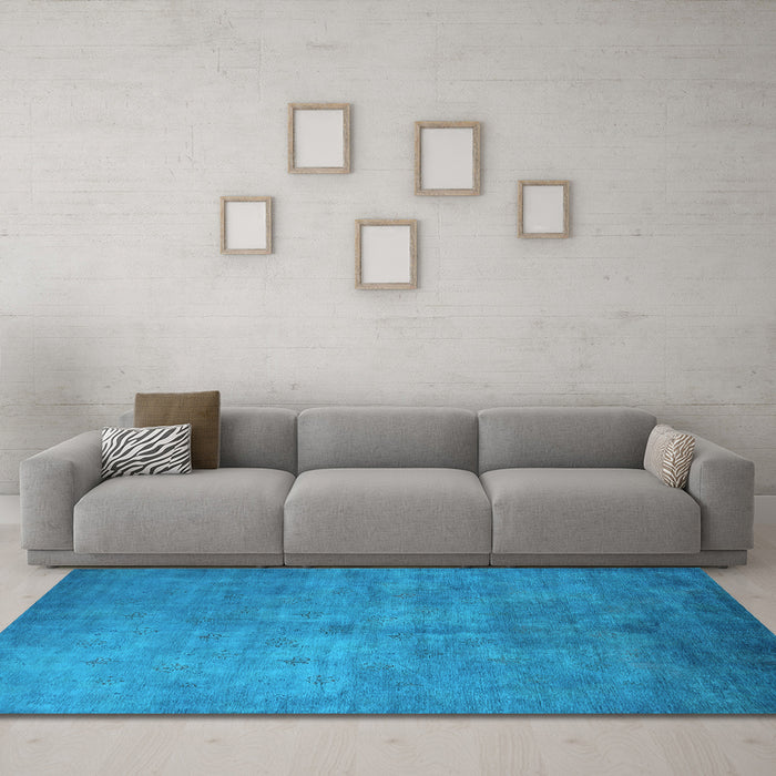 Machine Washable Oriental Light Blue Industrial Rug in a Living Room, wshurb2655lblu