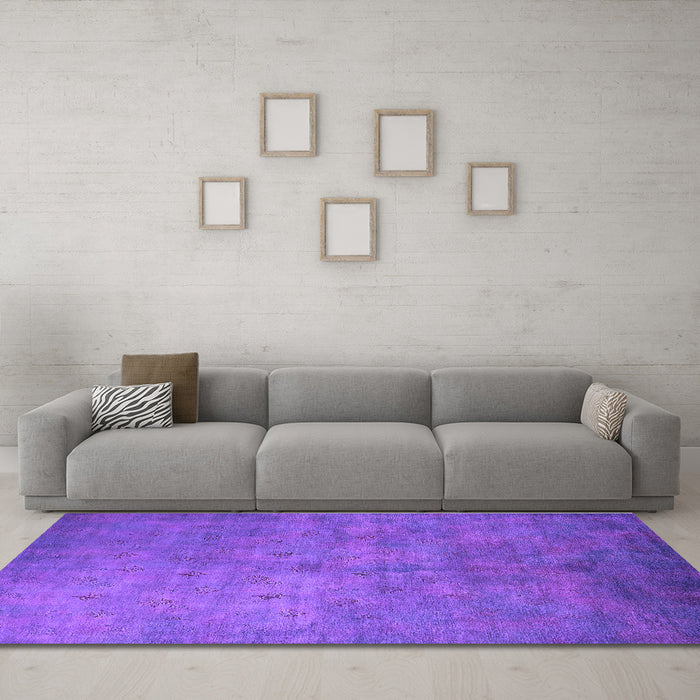 Machine Washable Oriental Purple Industrial Area Rugs in a Living Room, wshurb2655pur