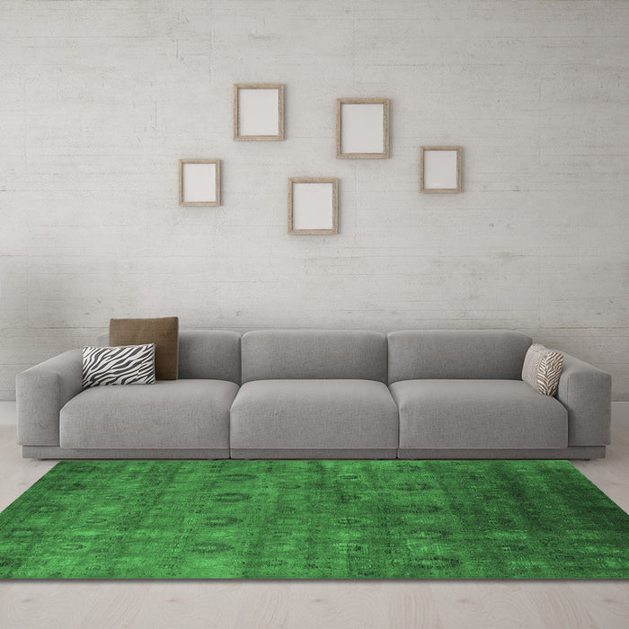 Machine Washable Oriental Emerald Green Industrial Area Rugs in a Living Room,, wshurb2656emgrn