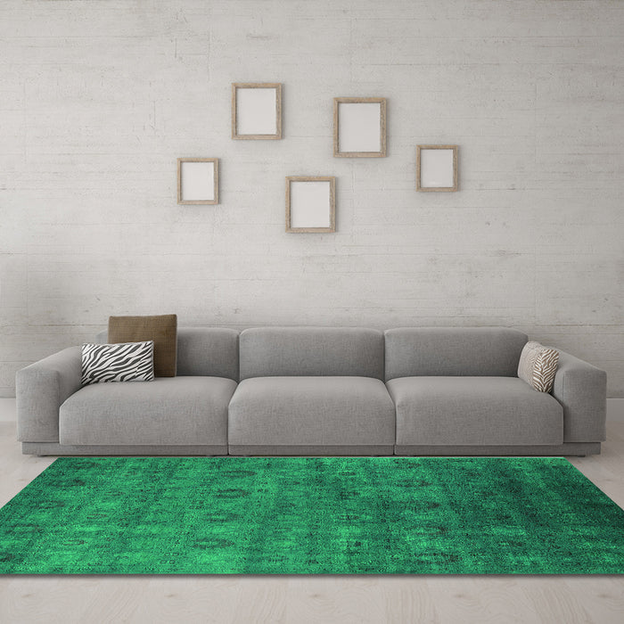 Machine Washable Oriental Green Industrial Area Rugs in a Living Room,, wshurb2656grn