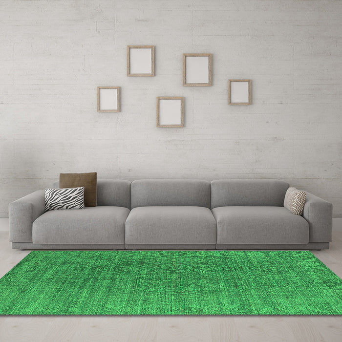 Machine Washable Oriental Green Industrial Area Rugs in a Living Room,, wshurb2659grn