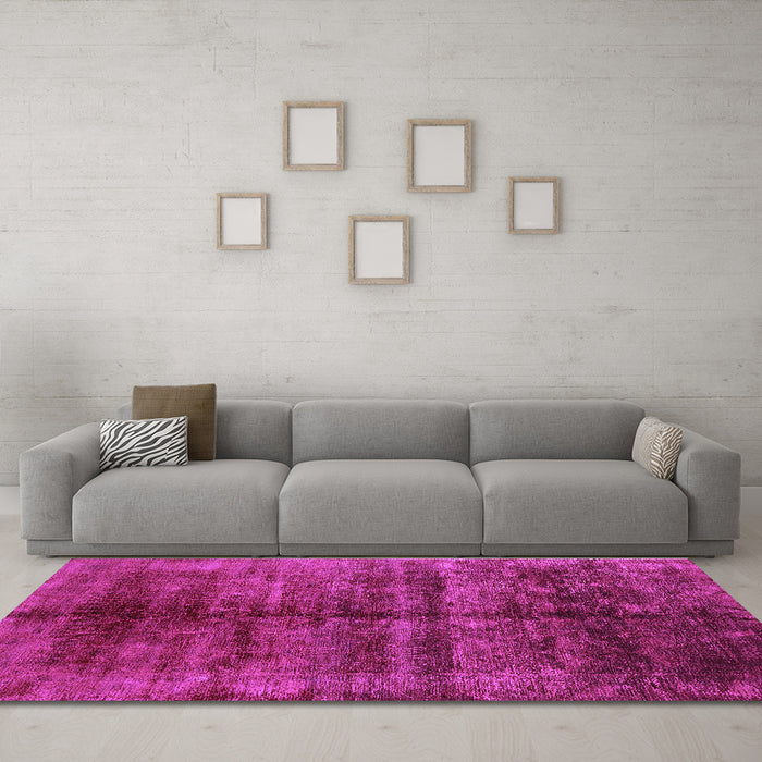 Machine Washable Oriental Purple Industrial Area Rugs in a Living Room, wshurb2661pur