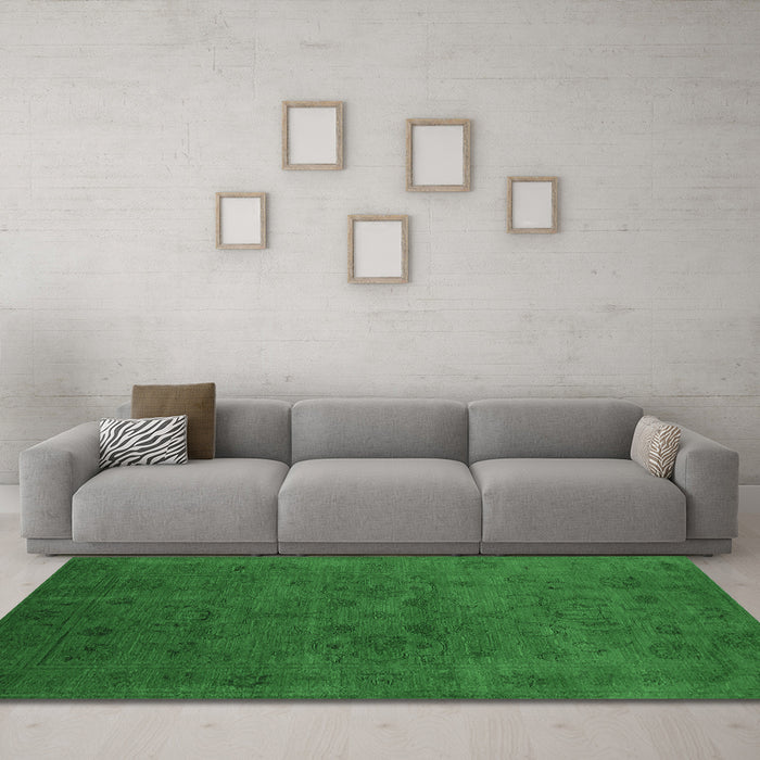 Machine Washable Oriental Emerald Green Industrial Area Rugs in a Living Room,, wshurb2664emgrn