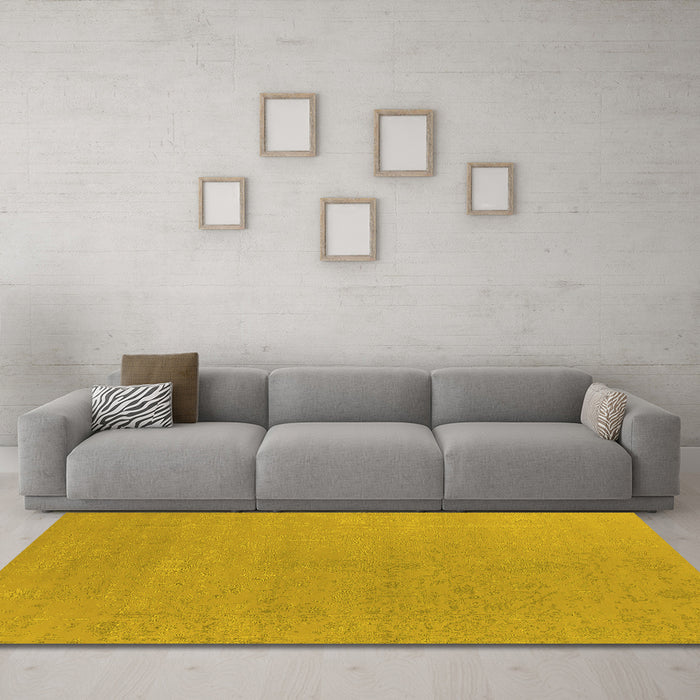Machine Washable Oriental Yellow Industrial Rug in a Living Room, wshurb2666yw
