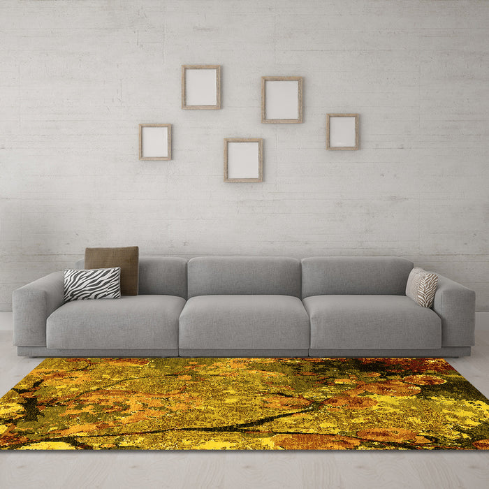 Machine Washable Oriental Yellow Industrial Rug in a Living Room, wshurb2667yw