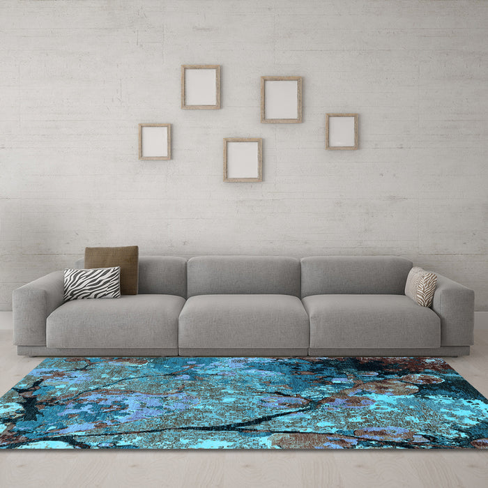 Machine Washable Oriental Light Blue Industrial Rug in a Living Room, wshurb2667lblu