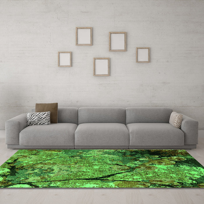 Machine Washable Oriental Green Industrial Area Rugs in a Living Room,, wshurb2667grn
