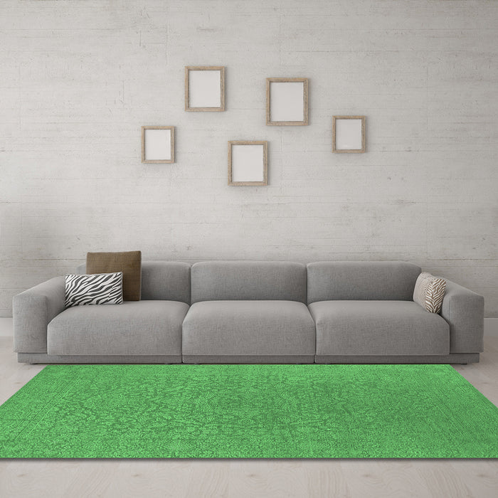 Machine Washable Oriental Emerald Green Industrial Area Rugs in a Living Room,, wshurb2668emgrn