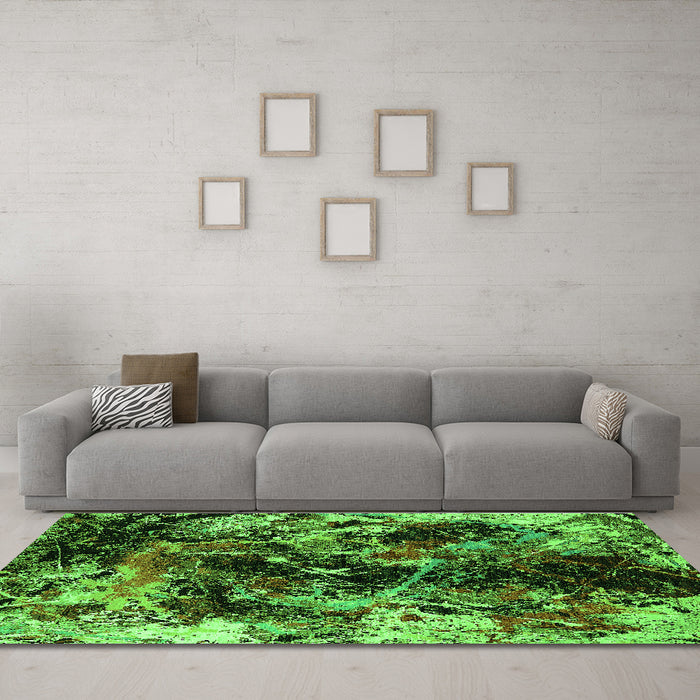 Machine Washable Oriental Green Industrial Area Rugs in a Living Room,, wshurb2670grn