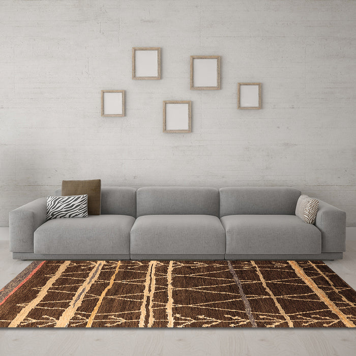 Machine Washable Oriental Brown Industrial Rug in a Living Room,, wshurb2673brn
