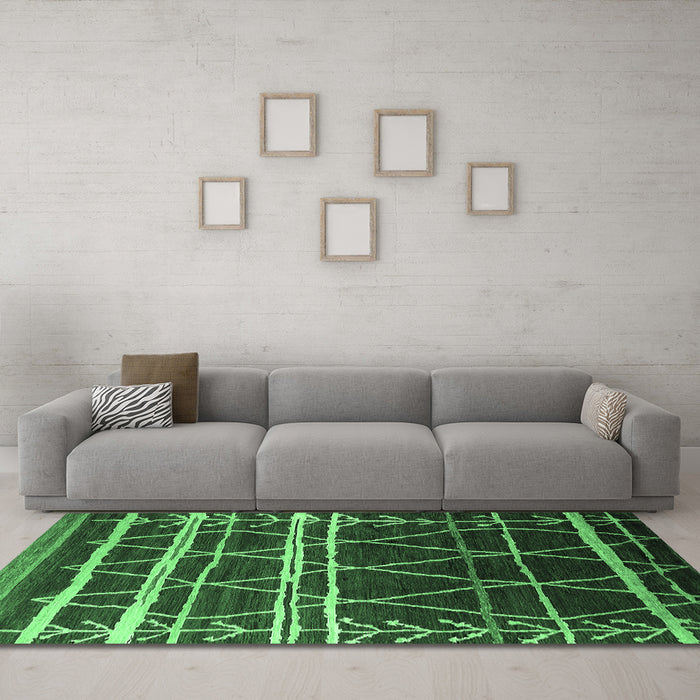 Machine Washable Oriental Emerald Green Industrial Area Rugs in a Living Room,, wshurb2673emgrn