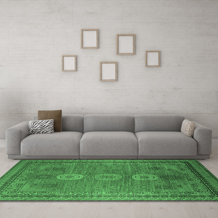 Machine Washable Oriental Emerald Green Industrial Area Rugs in a Living Room,, wshurb2674emgrn