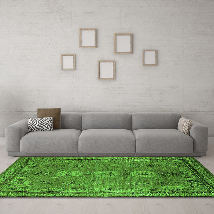 Machine Washable Oriental Green Industrial Area Rugs in a Living Room,, wshurb2674grn