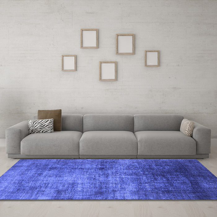 Machine Washable Oriental Blue Industrial Rug in a Living Room, wshurb2676blu
