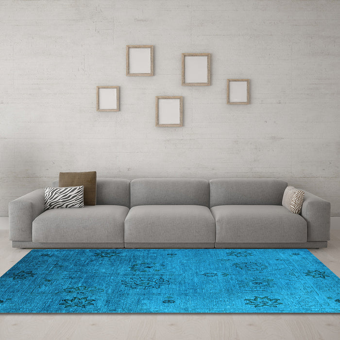 Machine Washable Oriental Light Blue Industrial Rug in a Living Room, wshurb2679lblu