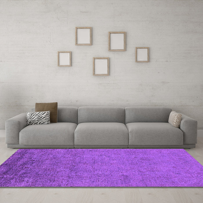Machine Washable Oriental Purple Industrial Area Rugs in a Living Room, wshurb2681pur