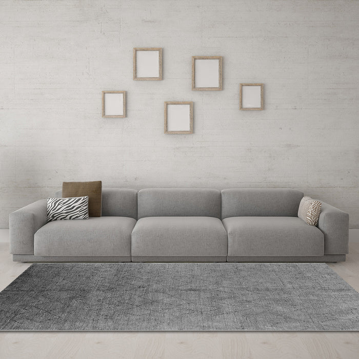 Machine Washable Oriental Gray Industrial Rug in a Living Room,, wshurb2682gry