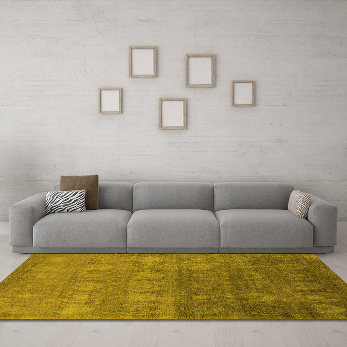 Machine Washable Oriental Yellow Industrial Rug in a Living Room, wshurb2685yw