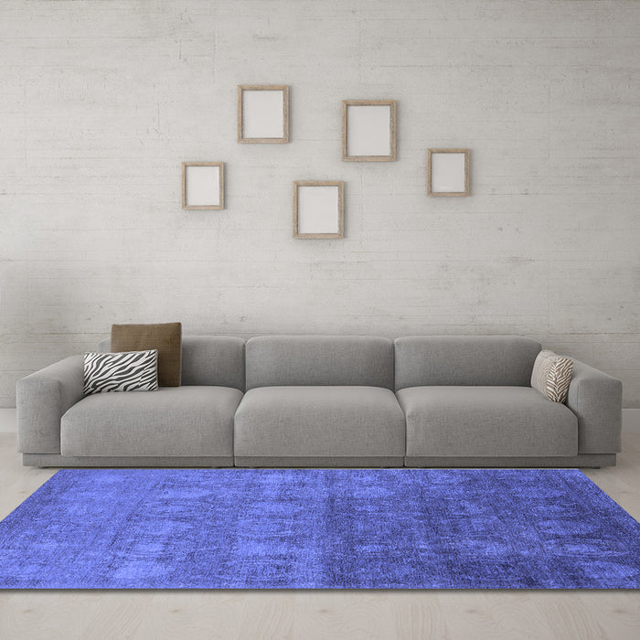 Machine Washable Oriental Blue Industrial Rug in a Living Room, wshurb2685blu