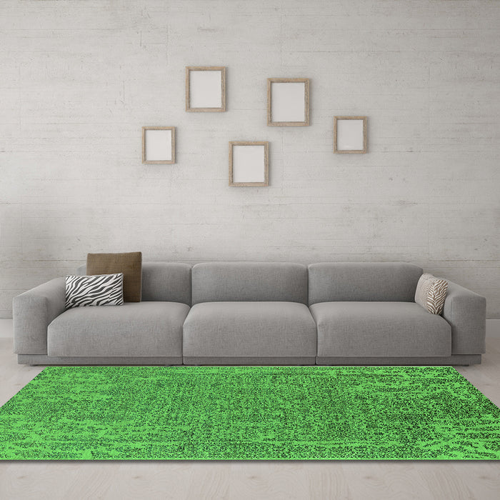 Machine Washable Oriental Green Industrial Area Rugs in a Living Room,, wshurb2687grn