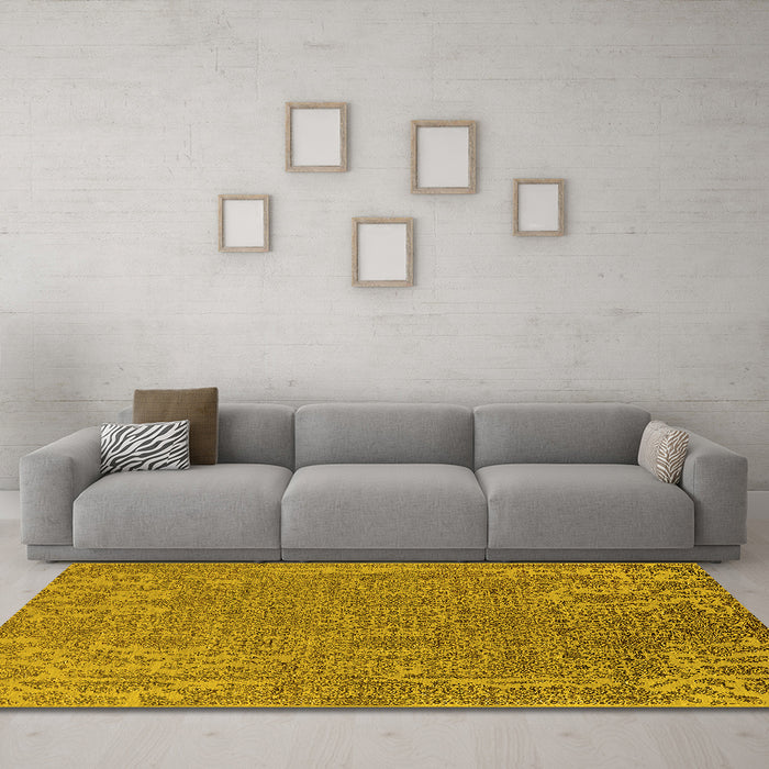 Machine Washable Oriental Yellow Industrial Rug in a Living Room, wshurb2687yw