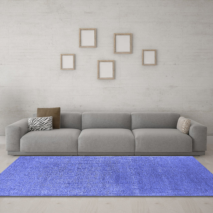 Machine Washable Oriental Blue Industrial Rug in a Living Room, wshurb2688blu