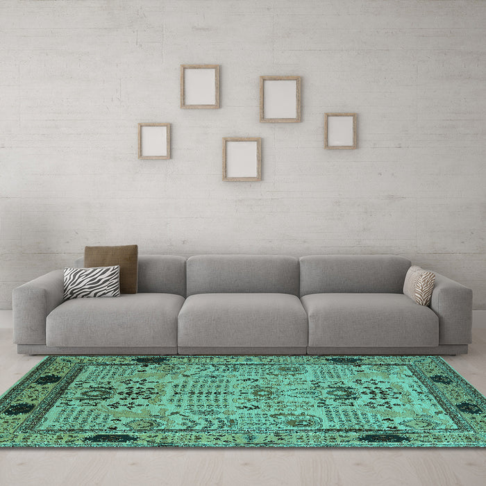 Machine Washable Oriental Turquoise Traditional Area Rugs in a Living Room,, wshurb2691turq