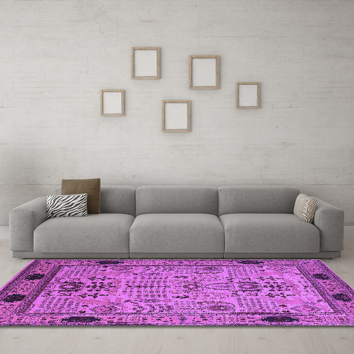 Machine Washable Oriental Purple Traditional Area Rugs in a Living Room, wshurb2691pur