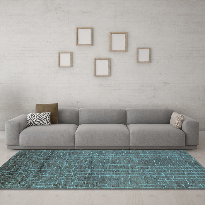 Machine Washable Oriental Light Blue Industrial Rug in a Living Room, wshurb2692lblu