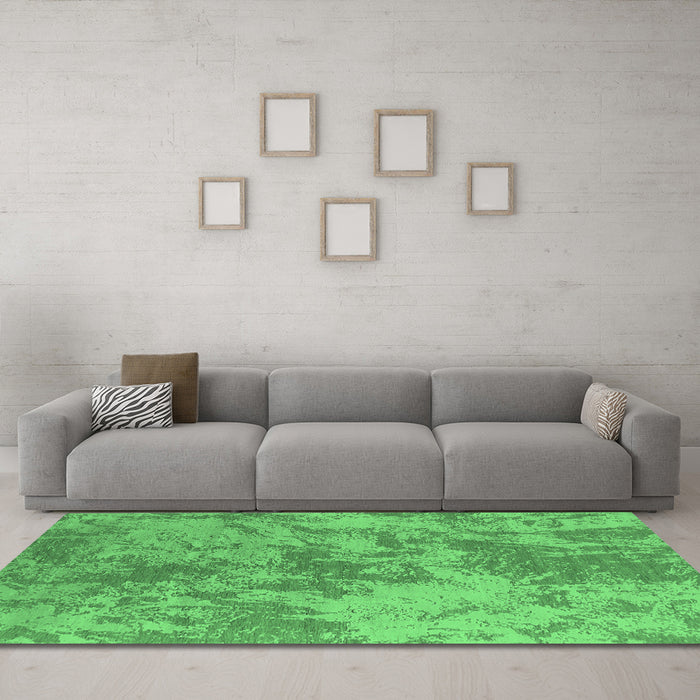 Machine Washable Oriental Emerald Green Industrial Area Rugs in a Living Room,, wshurb2693emgrn