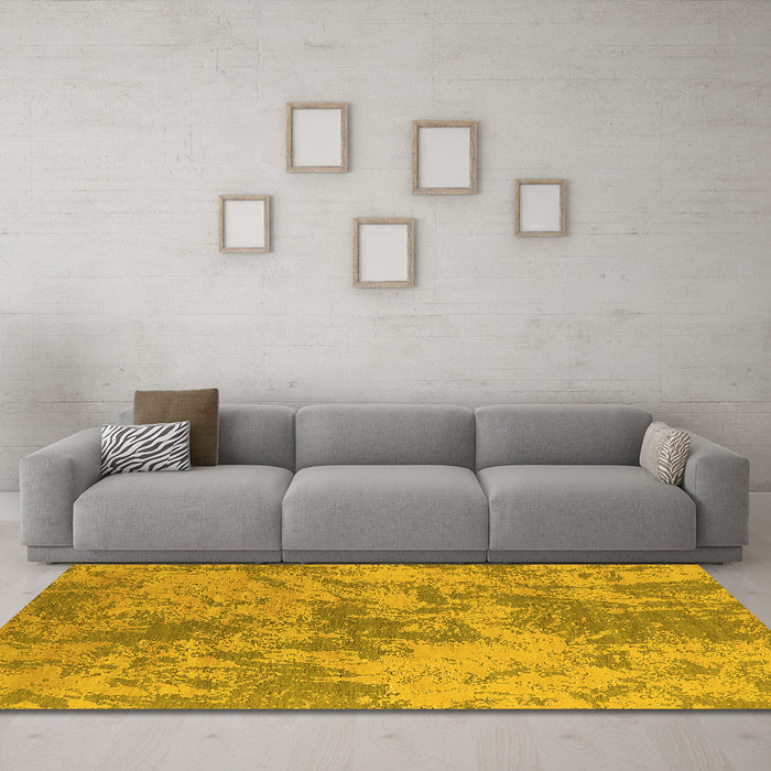 Machine Washable Oriental Yellow Industrial Rug in a Living Room, wshurb2693yw