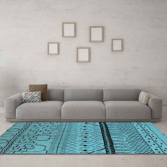 Machine Washable Solid Light Blue Modern Rug in a Living Room, wshurb2701lblu