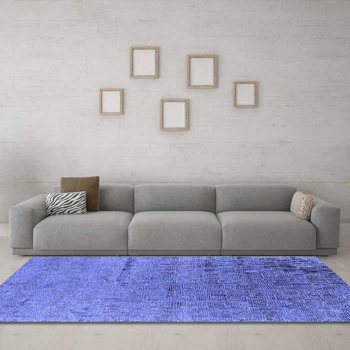 Machine Washable Oriental Blue Industrial Rug in a Living Room, wshurb2702blu