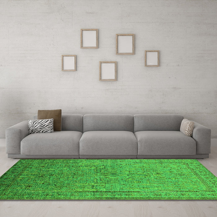 Machine Washable Oriental Green Industrial Area Rugs in a Living Room,, wshurb2703grn