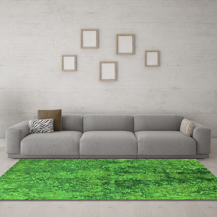 Machine Washable Oriental Green Industrial Area Rugs in a Living Room,, wshurb2704grn