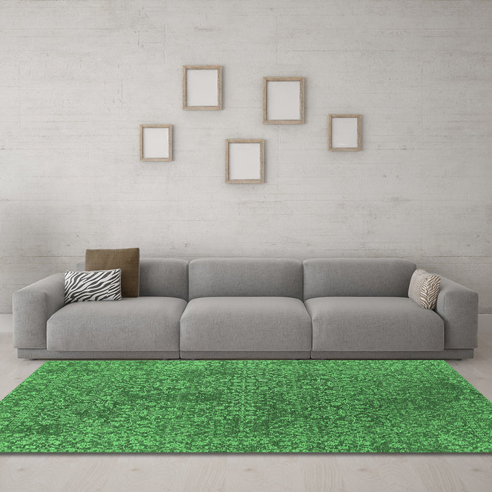 Machine Washable Oriental Emerald Green Industrial Area Rugs in a Living Room,, wshurb2706emgrn