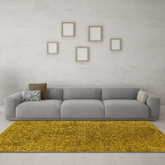 Machine Washable Oriental Yellow Industrial Rug in a Living Room, wshurb2706yw