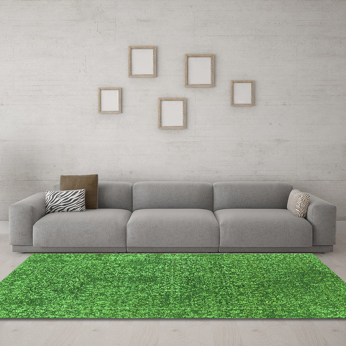 Machine Washable Oriental Green Industrial Area Rugs in a Living Room,, wshurb2706grn