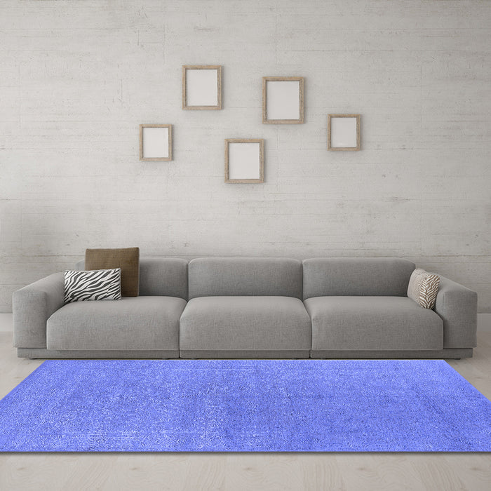 Machine Washable Oriental Blue Industrial Rug in a Living Room, wshurb2707blu
